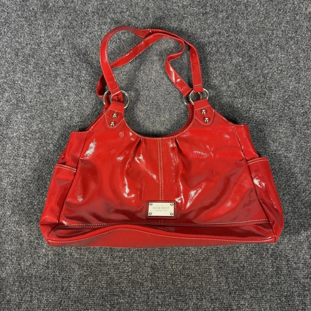 Nine West Red Patent Leather Shoulder Bag Hobo Tote Handbag Silver Hardware Y2K